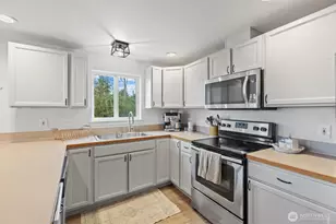8330 276th Pl NW, Stanwood, WA 98292 - Photo 11