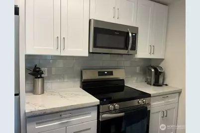 11002 SE Petrovitsky Rd #I-203, Renton, WA 98055 - Photo 5