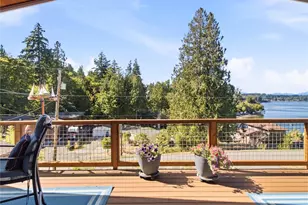 9924 Mariner Dr NW, Olympia, WA 98502 - Photo 11