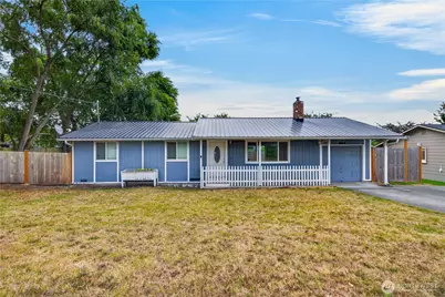 854 SW Heller Street, Oak Harbor, WA 98277 - Photo 1