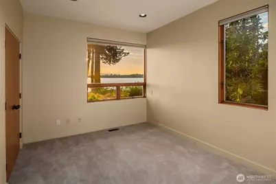 3403 Evergreen Point Road, Medina, WA 98039 - Photo 21