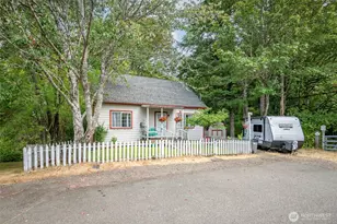 817 Kendall St, Port Orchard, WA 98366 - Photo 3
