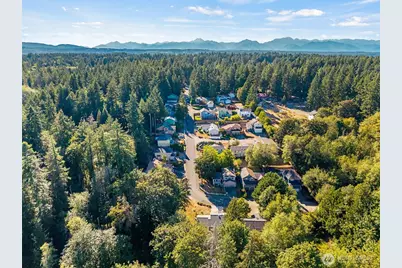 961 NE Winston Dr, Bremerton, WA 98311 - Photo 33