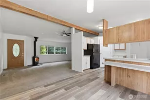 27412 NE 45th St, Redmond, WA 98053 - Photo 7