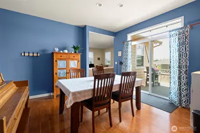 2140 SW Vista Park Drive, Oak Harbor, WA 98277 - Photo 11