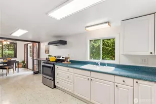 11779 NW Holly Rd, Bremerton, WA 98312 - Photo 13