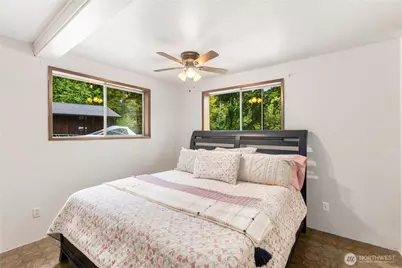11779 NW Holly Road, Bremerton, WA 98312 - Photo 19