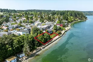 104 1st St, Langley, WA 98260 - Photo 1