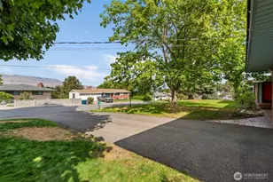 1605 N Ashland Ave, East Wenatchee, WA 98802 - Photo 3