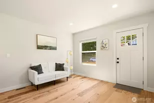 11558 Fremont Ave, Seattle, WA 98133 - Photo 21