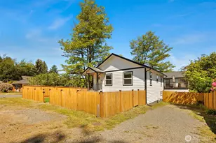 11558 Fremont Ave, Seattle, WA 98133 - Photo 29