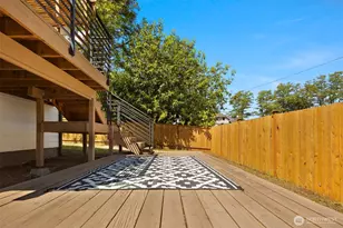 11558 Fremont Ave, Seattle, WA 98133 - Photo 27