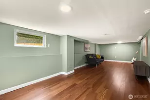 11558 Fremont Ave, Seattle, WA 98133 - Photo 13