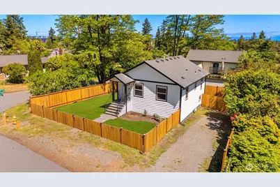 11558 Fremont Avenue, Seattle, WA 98133 - Photo 25