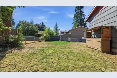 22004 36th Avenue W, Mountlake Terrace, WA 98043 - Photo 35