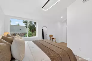 8510 15th Ave NE, Seattle, WA 98115 - Photo 13