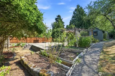 2915 Cedarwood Avenue, Bellingham, WA 98225 - Photo 33