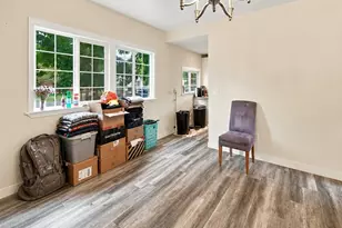 702 5th Ave NW, Puyallup, WA 98371 - Photo 3