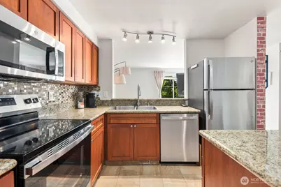 300 10th Avenue #A309, Seattle, WA 98122 - Photo 9