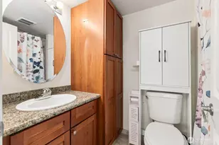 300 10th Ave, Seattle, WA 98122 - Photo 15