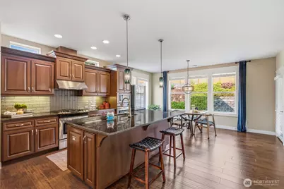 11112 Shawnee Rd E, Puyallup, WA 98374 - Photo 9