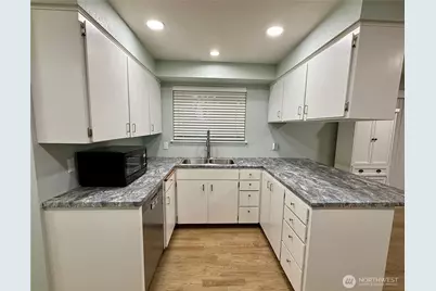 31719 41st Avenue E, Eatonville, WA 98328 - Photo 9
