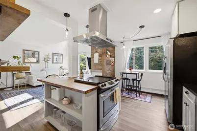 3423 W Government Way #4, Seattle, WA 98199 - Photo 7