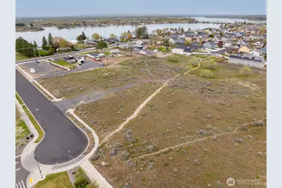 3935 W Muriel Lane, Moses Lake, WA 98837 - Photo 5