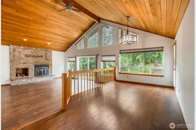 19519 6th Street Ct E, Lake Tapps, WA 98391 - Photo 15