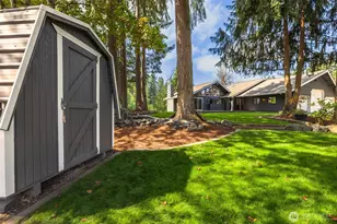19519 6th St Ct E, Lake Tapps, WA 98391 - Photo 21