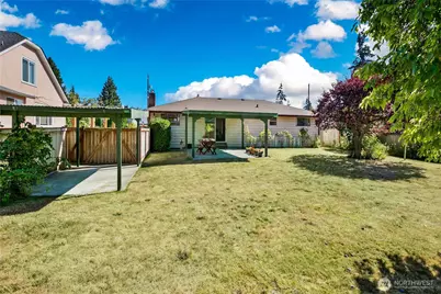 9623 14th Avenue NW, Seattle, WA 98117 - Photo 23