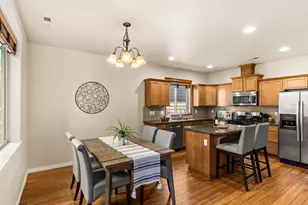 103 162nd Pl SE, Bothell, WA 98012 - Photo 3