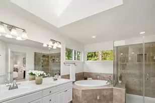 21728 NE 81st St, Redmond, WA 98053 - Photo 25
