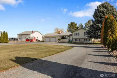 6919 D.5 Road NE, Moses Lake, WA 98837 - Photo 3