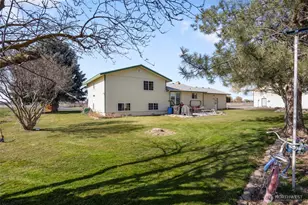 6919 D 5 Road NE, Moses Lake, WA 98837 - Photo 29