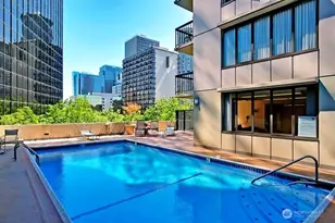 2100 3rd Ave, Seattle, WA 98121 - Photo 11