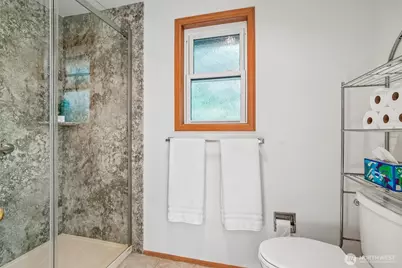 2122 221st Place NE, Sammamish, WA 98074 - Photo 23