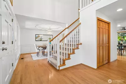2122 221st Place NE, Sammamish, WA 98074 - Photo 3