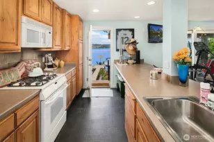 456 W Lake Sammamish Pkwy SE, Bellevue, WA 98008 - Photo 31