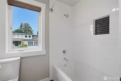 12229 NE 100th Street, Kirkland, WA 98033 - Photo 27