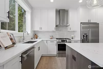 12229 NE 100th Street, Kirkland, WA 98033 - Photo 7