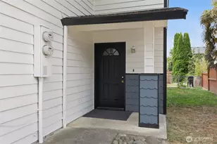 3425 D St, Auburn, WA 98002 - Photo 5