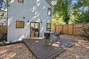 11349 23rd Ave NE, Seattle, WA 98125 - Photo 23