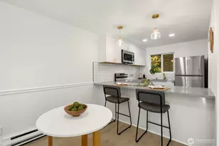 14527 NE 40th St, Bellevue, WA 98007 - Photo 17