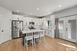 324 123rd St S, Tacoma, WA 98444 - Photo 9