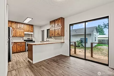 1817 Nichols Boulevard, Longview, WA 98632 - Photo 9