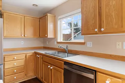 2177 SW Sunnyside Avenue, Oak Harbor, WA 98277 - Photo 15
