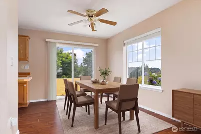 2177 SW Sunnyside Avenue, Oak Harbor, WA 98277 - Photo 9