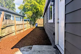 1821 S 19th St, Tacoma, WA 98405 - Photo 11