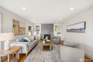 210 N 115th St, Seattle, WA 98133 - Photo 7